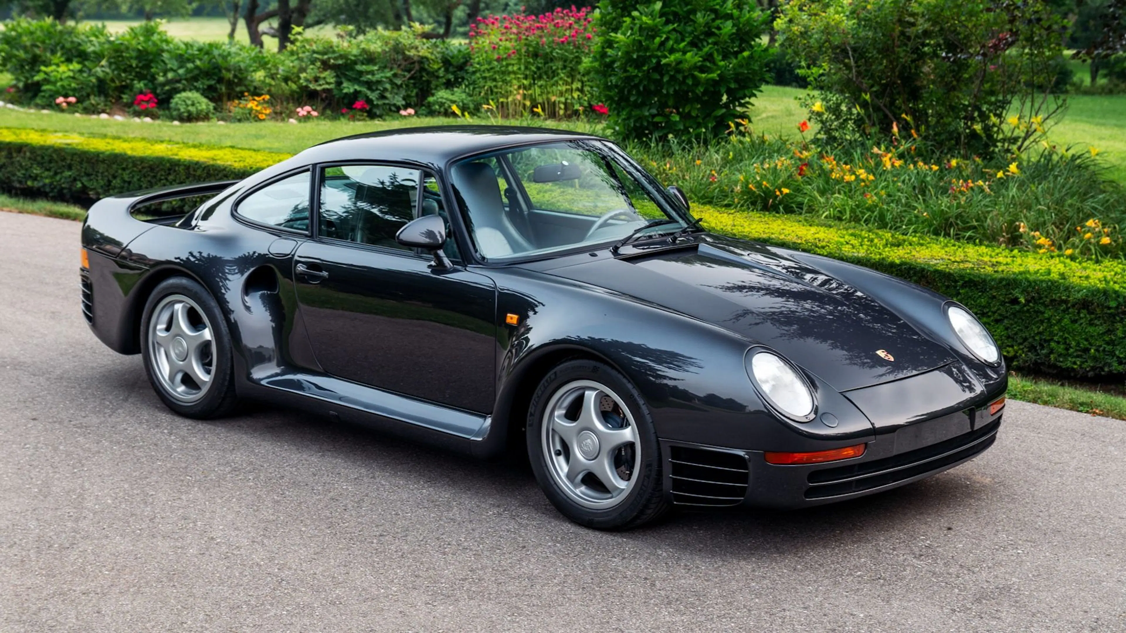 1988 Porsche 959 VIN WP0ZZZ95ZJS900143 | Hagerty Valuation Tools®